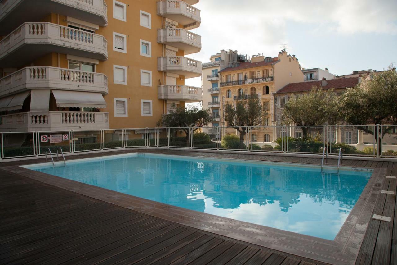 Studio With Swimming Pool 80 Meters Near The Beach Nizza Kültér fotó